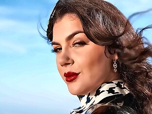 Valentina Cashes Out